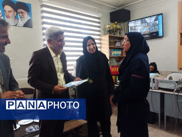  تقدیر از معلمان نمونه دبیرستان هاجر بیرجند