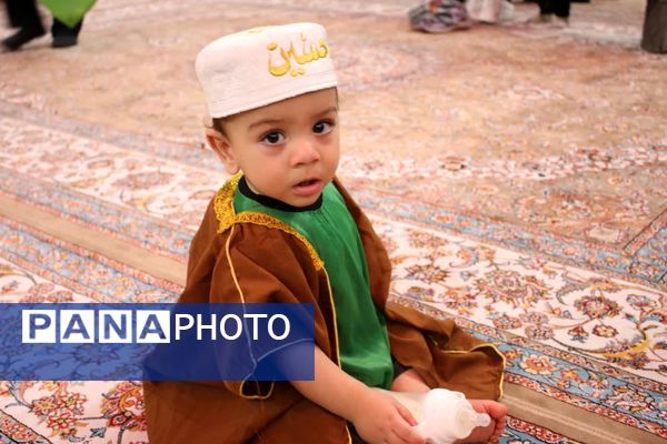لالایی مادرانه در همنوایی با کودکان شهید