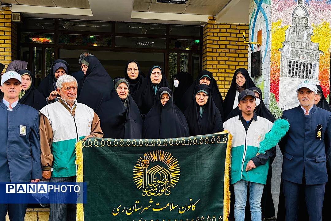 گرامیداشت دهه کرامت در هنرستان ایثار ناحیه یک شهرری