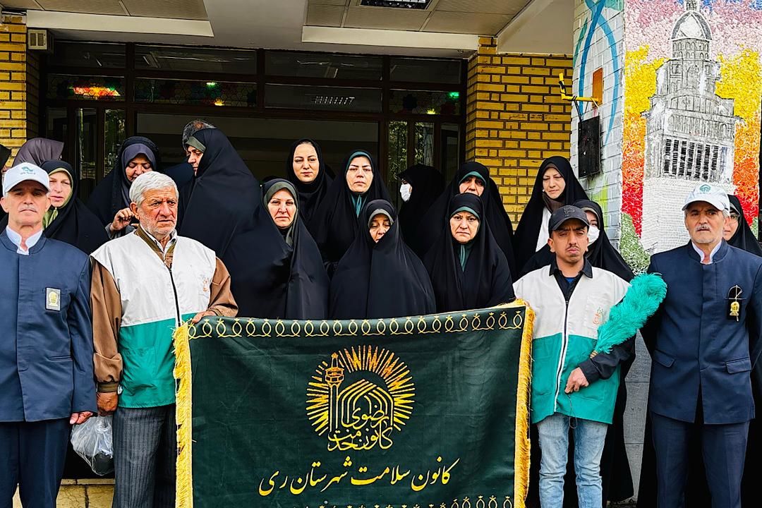 گرامیداشت دهه کرامت در هنرستان ایثار ناحیه یک شهرری