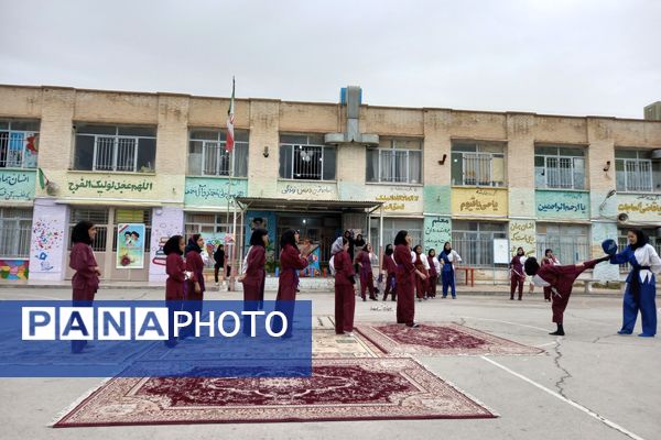 المپیاد ورزشی درون مدرسه‌ای در دبیرستان شاهد فیض ناحیه ۳ شیراز