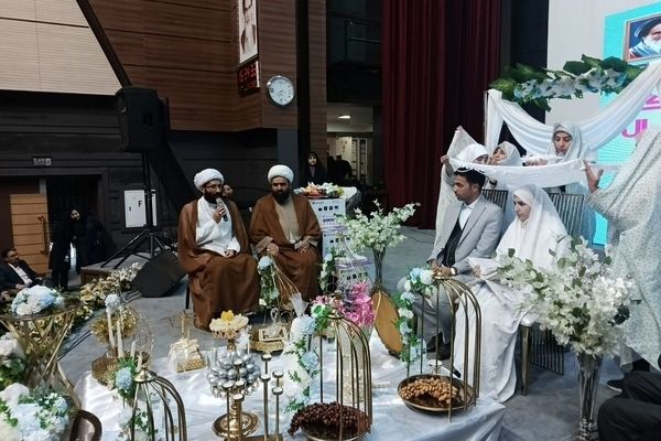 جشن وصال در باغ ملی شهرقدس: ازدواج آسان، یک قدم نزدیک‌تر