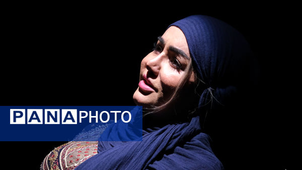 پایان اجرای نمایش «عالیجناب M1» پس از ۱۸ روز روی صحنه