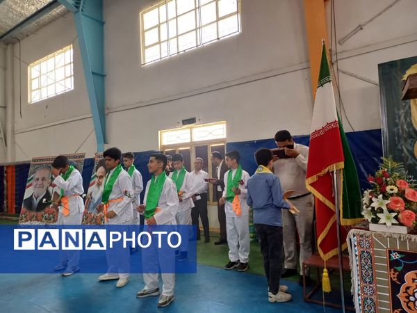جشن گرامیداشت مقام والای معلم در جاجرم