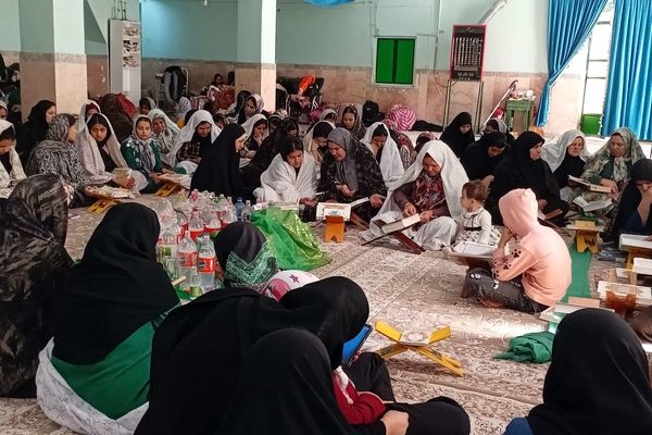 تلاوت دعای ام داوود توسط معتکفین روستای نقاب خلیل آباد