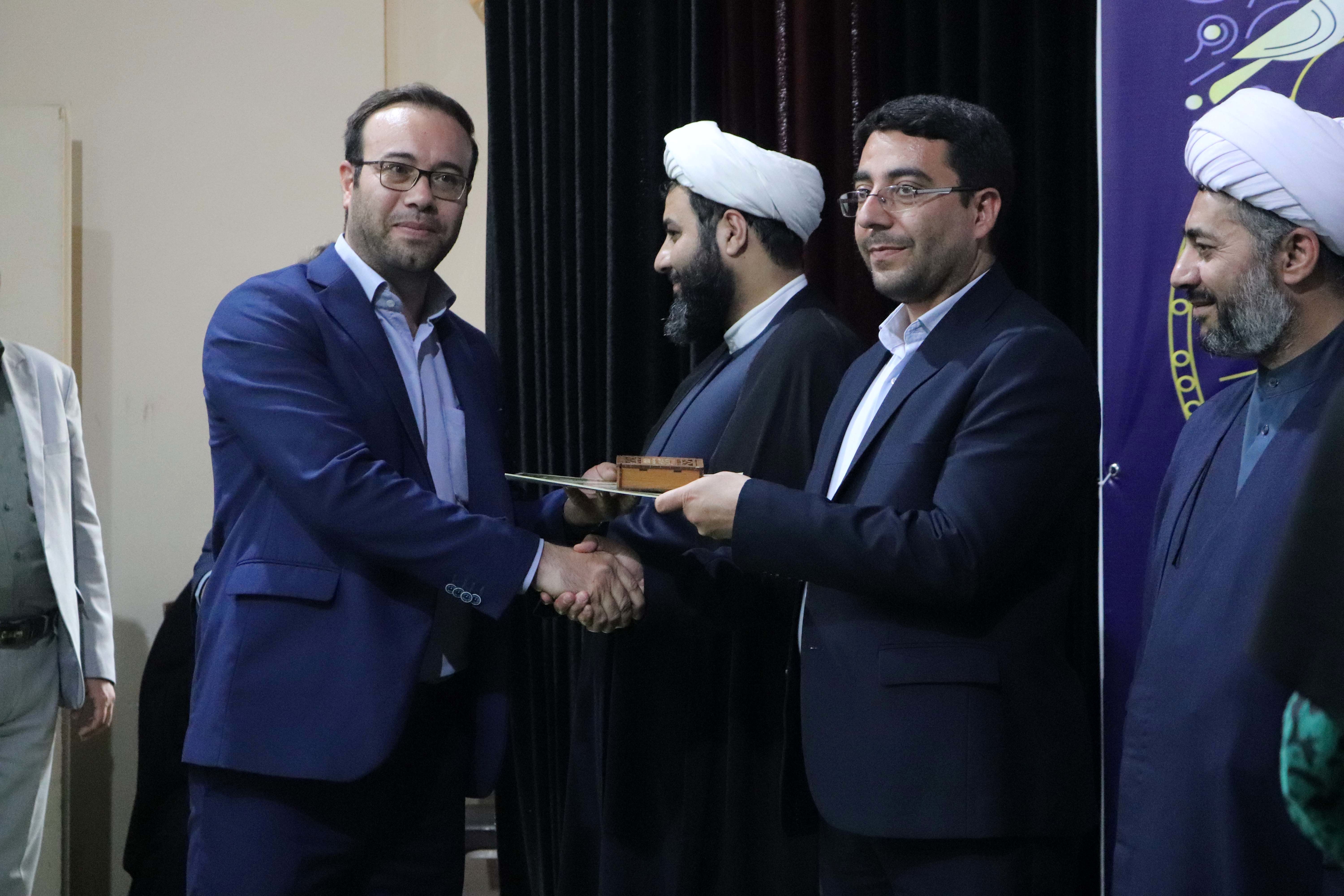 دهمین دوره مسابقات قرآن، عترت و نماز فرهنگیان استان آذربایجان شرقی 