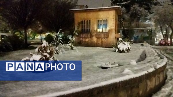 شبی برفی در نیشابور 