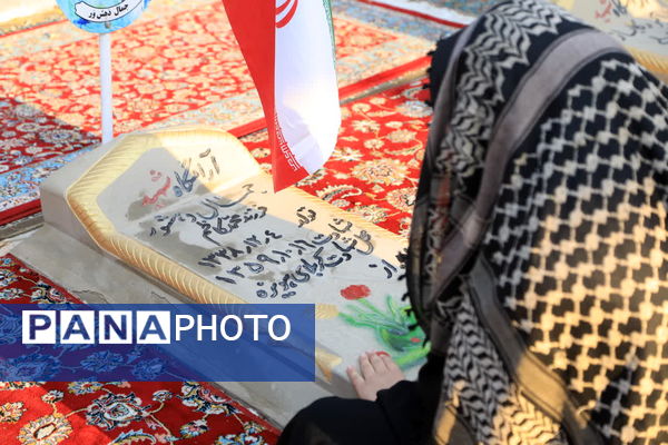 حال و هوای دختران هنرستانی قم در بازدید از یادمان‌های عملیاتی جنوب کشور