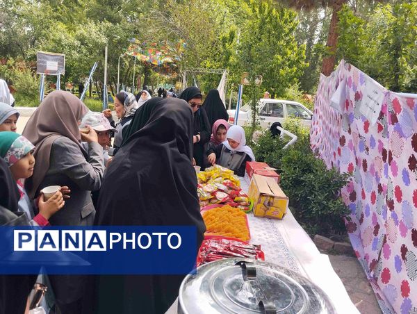اردوی تفریحی دانش آموزان دبستان شاهد حاج تقی آقا بزرگ در اردوگاه جوادالائمه مشهد