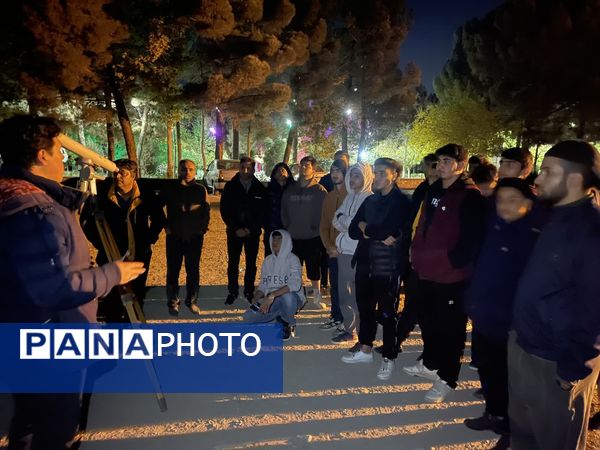 رصد ستارگان دانش آموزان دبیرستان شاهد ابوذر غفاری