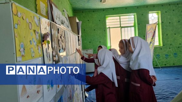 نمایشگاه آثار هفته جهانی فضا در حاجی‌آباد