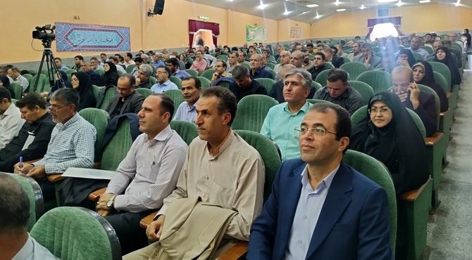 گپ و گفتی با مسئولین مردمی پروژه های نهضت توسعه عدالت آموزشی استان اصفهان