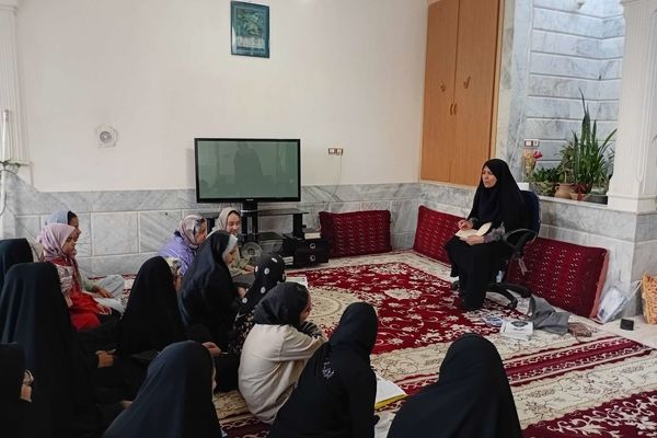 کلاس‌های اوقات فراغت دانش‌آموزان در روستای نقاب