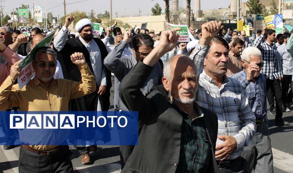 راهپیمایی بشارت نصر؛ نمایش وحدت، اقتدار و وفاداری ملت به آرمان‌های انقلاب در شهرستان تربت جام