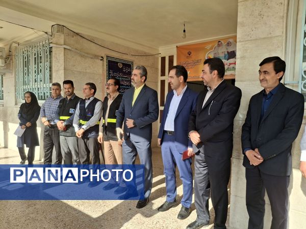 همیاران گاز در دبستان توفیق شهرستان رباطکریم