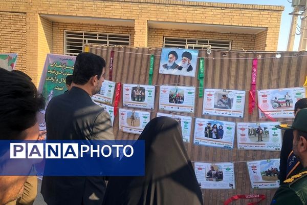 نواخته شدن زنگ گلبانگ انقلاب اسلامی در دبیرستان خوروش2 کارون