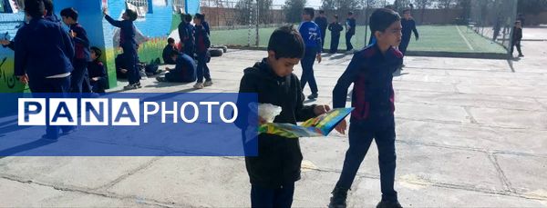 کتاب؛ ماندگارترین چراغ دانایی 