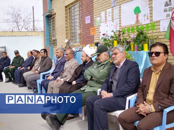 روز درختکاری و روز آموزش همگانی حفظ محیط زیست در مدرسه پویندگان فرهنگ شهرستان خلیل آباد 
