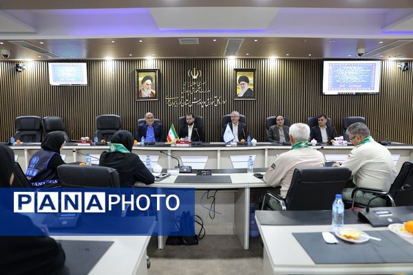 نشست تخصصی قائم مقام سازمان دانش‌آموزی با تشکل‌های پیشتازان در آذربایجان غربی