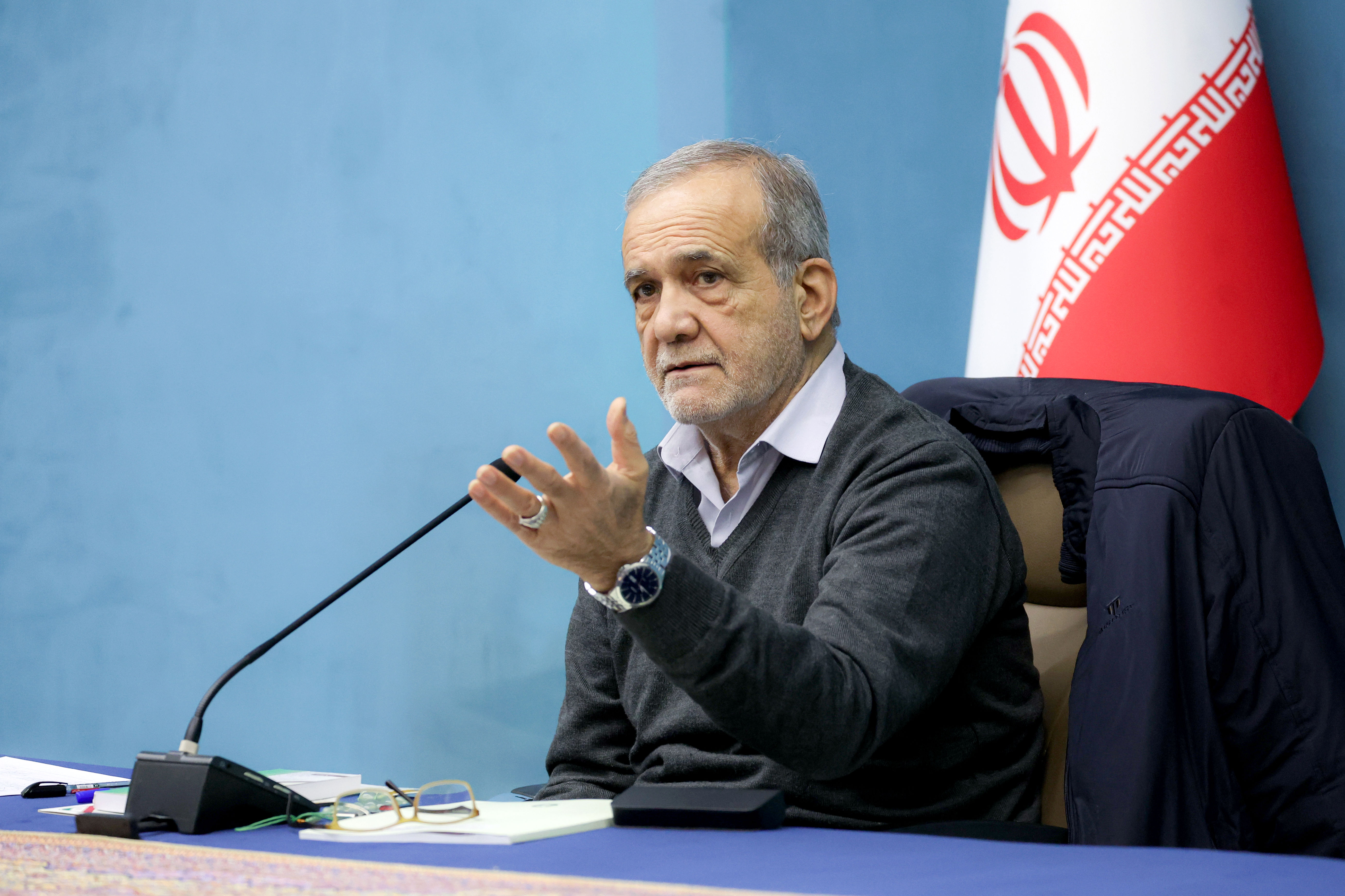 اتخاذ ۴ تصمیم مهم دولت و مجلس برای حمایت از بازار و فعالان اقتصادی
