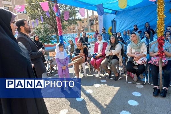 آغاز سال تحصیلی جدید با جشن غنچه‌ها در دبستان شهید باهنر در ملارد