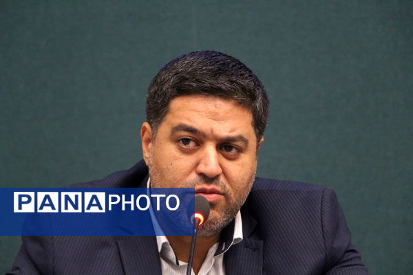 نشست خبری هفته کتاب و کتابخوانی در یزد