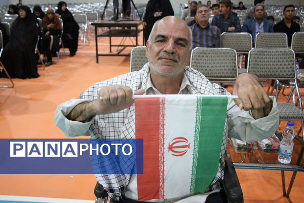 یادواره شهدا هنرستان فنی انقلاب اسامی یزد