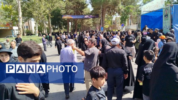 مراسم پیاده روی حرم تا حرم نیشابور
