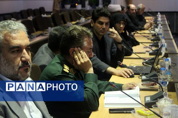 نشست شورای هماهنگی حفظ آثار دفاع مقدس قم