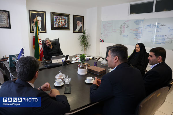 دیدار مسئولان سازمان دانش‌آموزی و خبرگزاری پانای آذربایجان شرقی با مدیرعامل خبرگزاری پانا