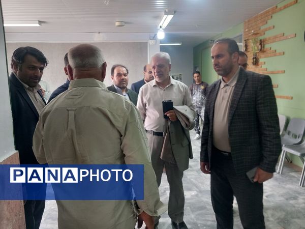 بازدید مشاور وزیر آموزش و پرورش از مدارس آسیب‌دیده کاشمر