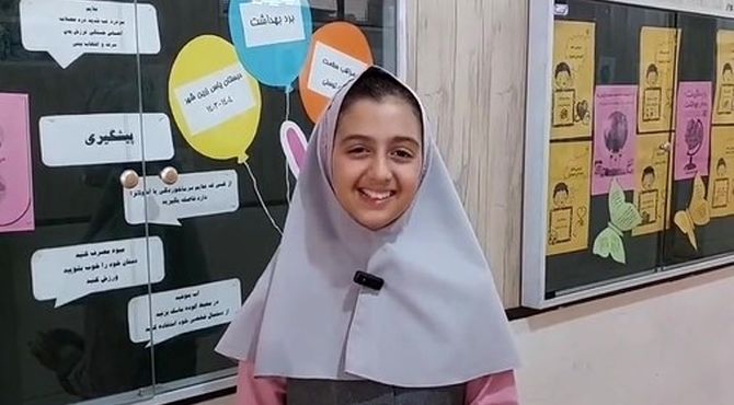 خاطره‌گویی آموزگاران دبستان یاس زرین‌شهر در مورد روز معلم