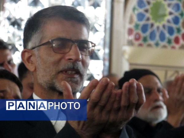 نمازجمعه با عطر شهید گمنام جان گرفت