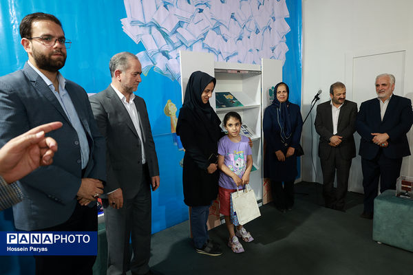 رونمایی از کتاب «مهدا در مدار لئو» در سی‌وششمین نمایشگاه بین‌المللی کتاب تهران