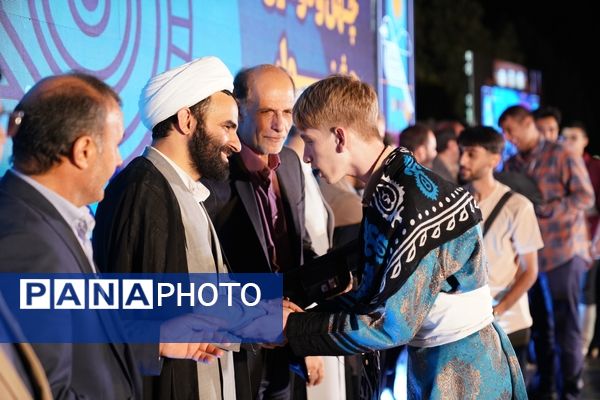 اختتامیه‌ چهل و دومین جشنواره‌ فرهنگی هنری امید فردا پسران به میزبانی اصفهان