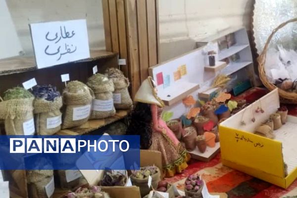 جشنواره غذاهای محلی شاهد 16، عطر سنت در حیاط مدرسه