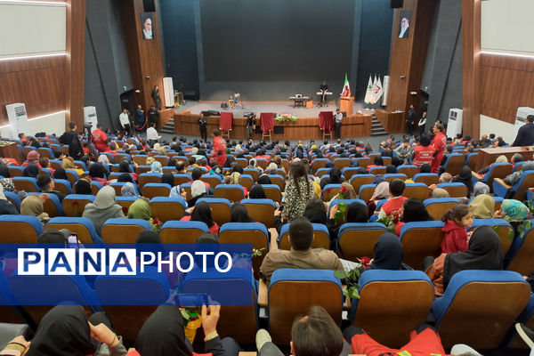 گردهمایی بزرگ داوطلبان آتش‌نشانی 