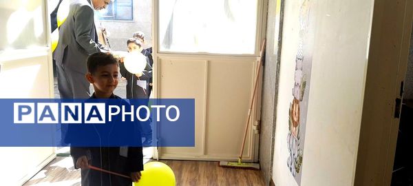 جشن شکوفهها در مدرسه نسل روشن ناحیه 2 کرج