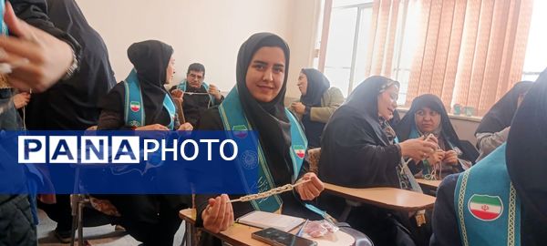 کارگاه توانمندسازی مربیان کاردان پیشتاز سازمان دانش‌آموزی ناحیه یک کرج 