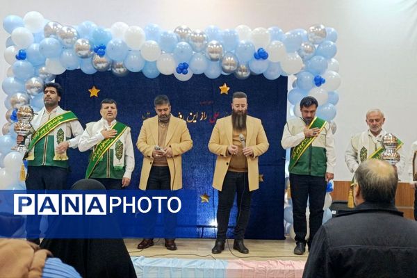  جنگ شادی به مناسبت میلاد امیرالمؤمنین(ع) در سالن تبلیغات شهرستان ورامین 