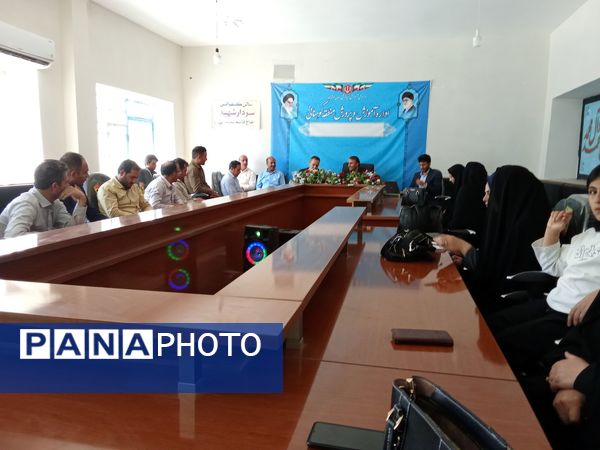  گردهمایی مربیان پرورشی ماده ۲۸ کوهنانی ارتقای کیفیت و هم‌افزایی