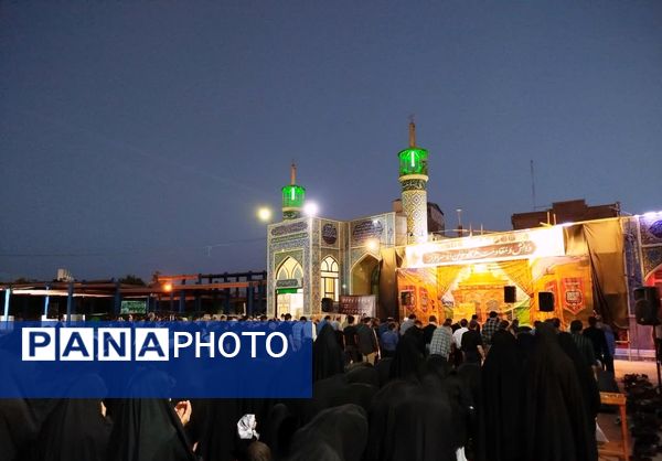  مراسم عزاداری اباعبدالله الحسین(ع) در مسجد شهدای گمنام 