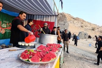 پیاده روی جاماندگان اربعین حسینی  روستای آبگرمک
