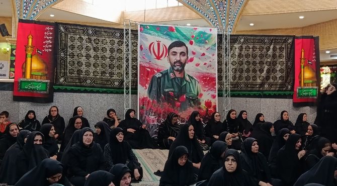 برگزاری مراسم یاد واره شهید مدافع وطن اسلام احمدی با حضور پرشور مردم ملارد 