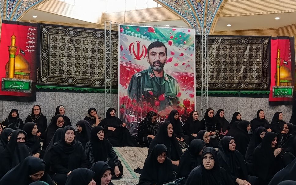 برگزاری مراسم یاد واره شهید مدافع وطن اسلام احمدی با حضور پرشور مردم ملارد 