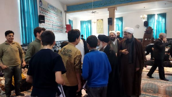 بازدید مسئولین شهرستان از اعتکاف دانش‌آموزی 