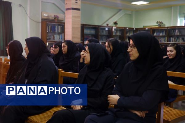 برگزاری کارگاه خبرنگاری در هنرستان بعثت