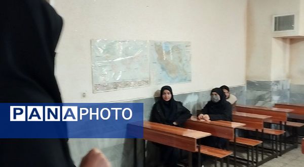 آمادگی پیش از مانور زلزله در هنرستان کاردانش حافظ 