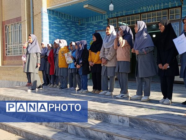 معرفی کاندیداهای شورای دانش آموزی در دبستان شهید ترابی 