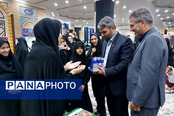 اجتماع بزرگ دختران عاشورایی منطقه 